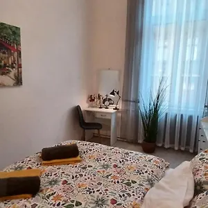 Palace Apartamento