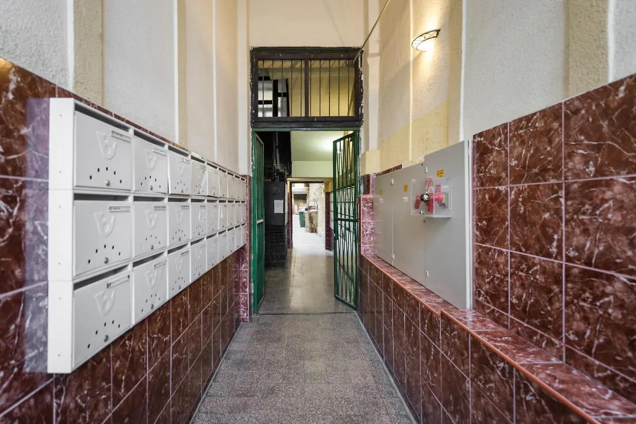 Bpr Violet Noir Apartment With A/C Budapest 0*,